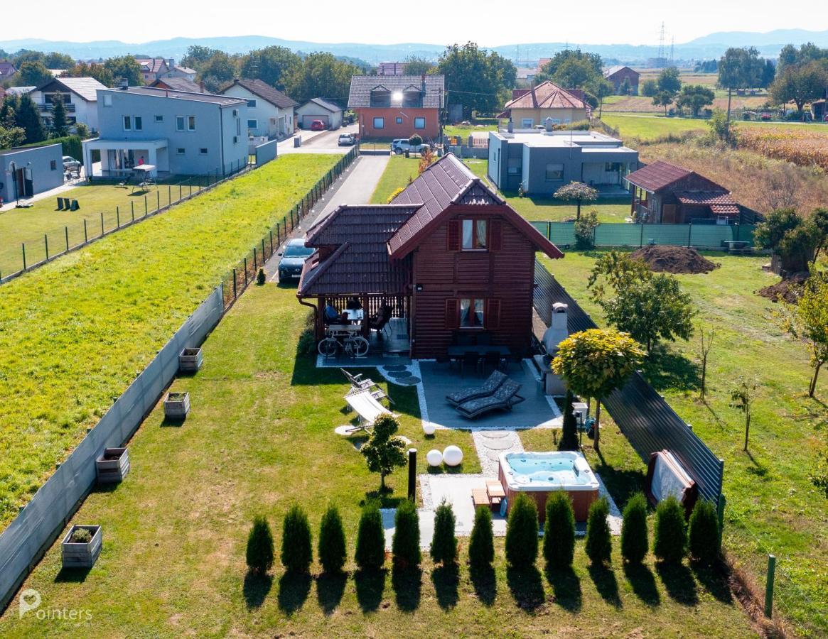 54 Green Road Varaždin Kucan Marof Buitenkant foto
