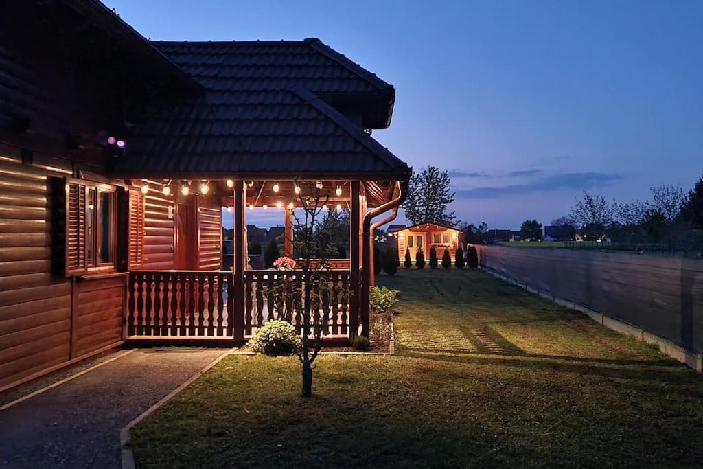 54 Green Road Varaždin Kucan Marof Buitenkant foto
