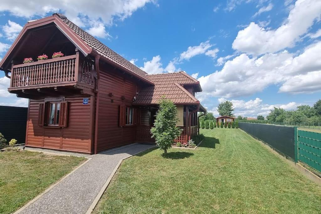 54 Green Road Varaždin Kucan Marof Buitenkant foto