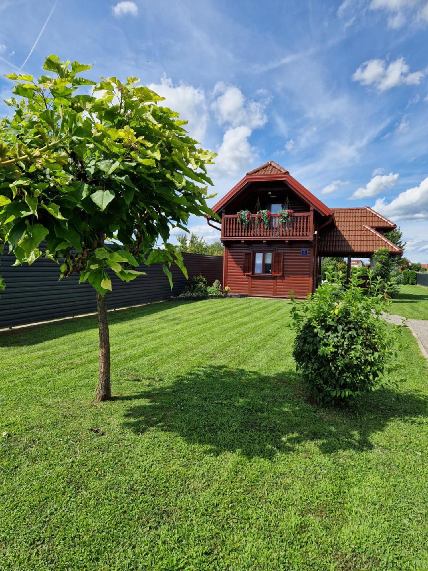 54 Green Road Varaždin Kucan Marof Buitenkant foto